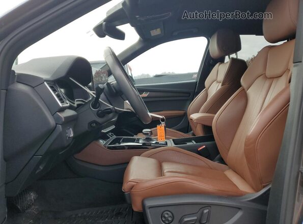 WA1EAAFY3R2000964 2024 AUDI Q5 Gray წინა სალონის ხედი