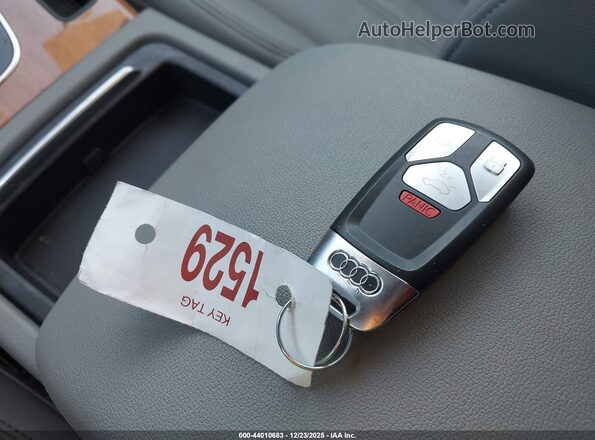 WA1EAAFY5N2083503 2022 AUDI Q5 Blue Vista del salpicadero