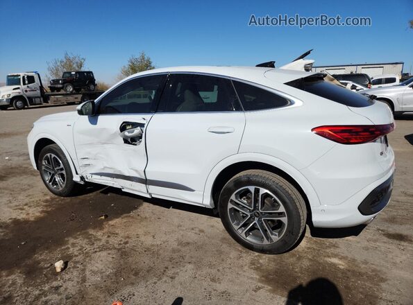 WA1EAAGUXS2060337 2025 AUDI Q5 White 