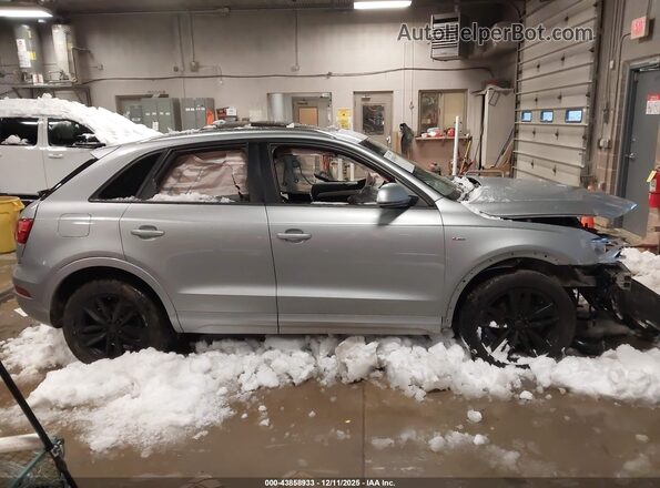 WA1ECCFS1JR027139 2018 AUDI Q3 Silver უკანა სალონის ხედი