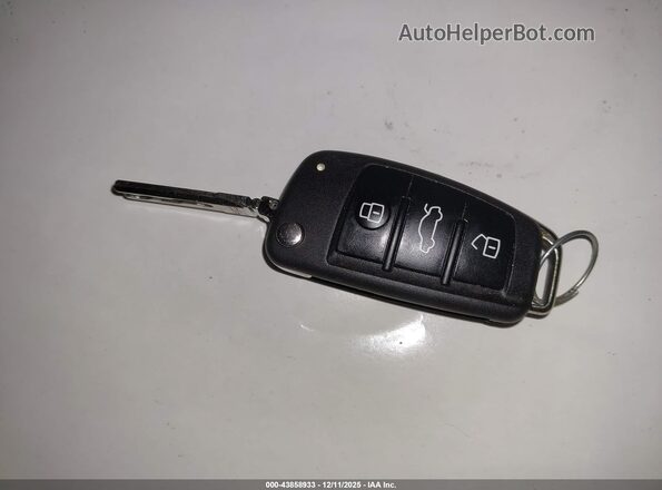 WA1ECCFS1JR027139 2018 AUDI Q3 Silver წინა პანელის ხედი