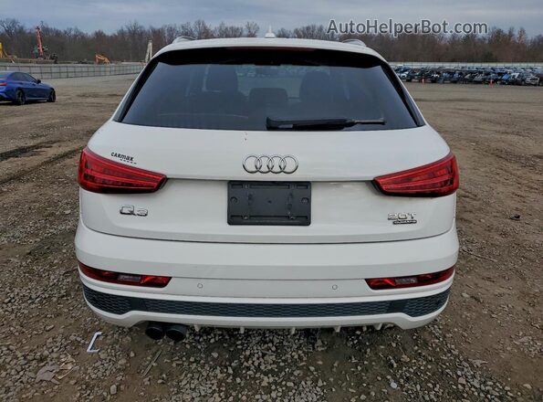 WA1ECCFS9JR021332 2018 AUDI Q3 White 
