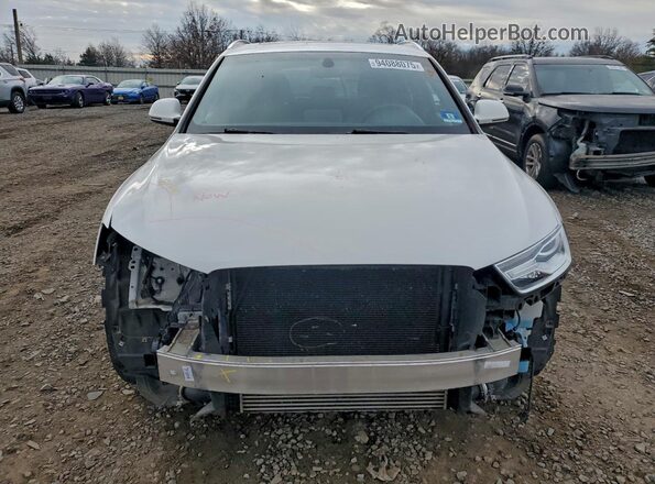 WA1ECCFS9JR021332 2018 AUDI Q3 White 