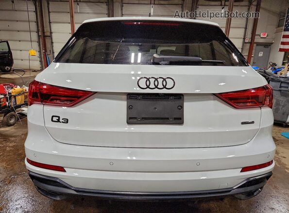WA1EECF30M1123298 2021 AUDI Q3 White უკანა ხედი