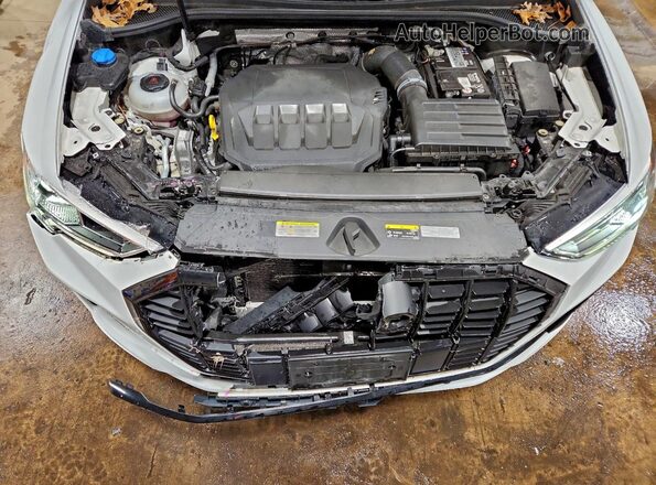 WA1EECF30M1123298 2021 AUDI Q3 White ძრავის განყოფილების ხედი
