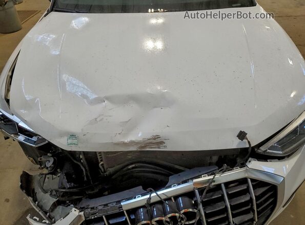 WA1EECF30N1124484 2022 AUDI Q3 White Engine compartment view