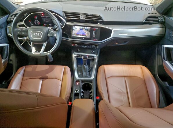 WA1EECF30N1124484 2022 AUDI Q3 White Dashboard view