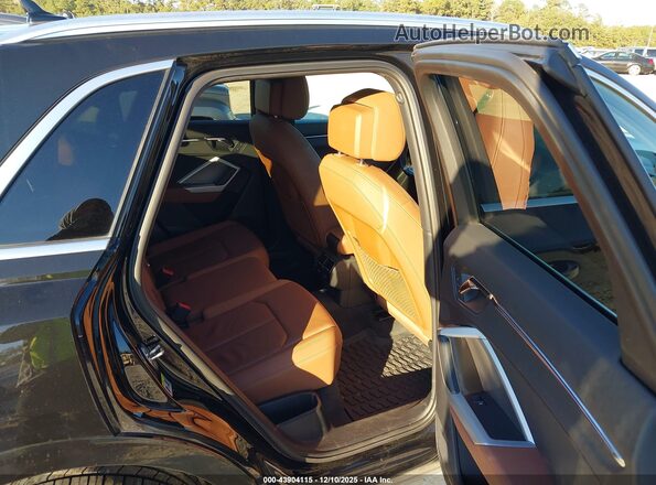 WA1EECF32M1046174 2021 AUDI Q3 Черный 