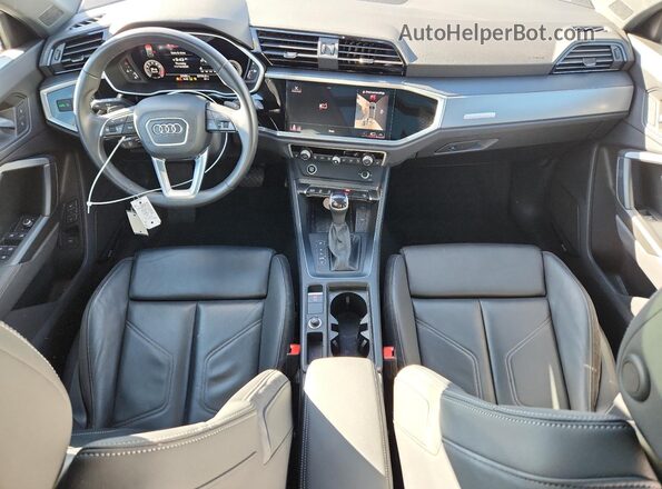 WA1EECF32N1042675 2022 AUDI Q3 Белый Вид панели приборов
