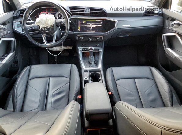 WA1EECF32R1035084 2024 AUDI Q3 Gray წინა პანელის ხედი