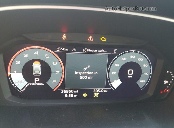WA1EECF32R1035084 2024 AUDI Q3 Gray ხელსაწყოთა პანელის ხედი