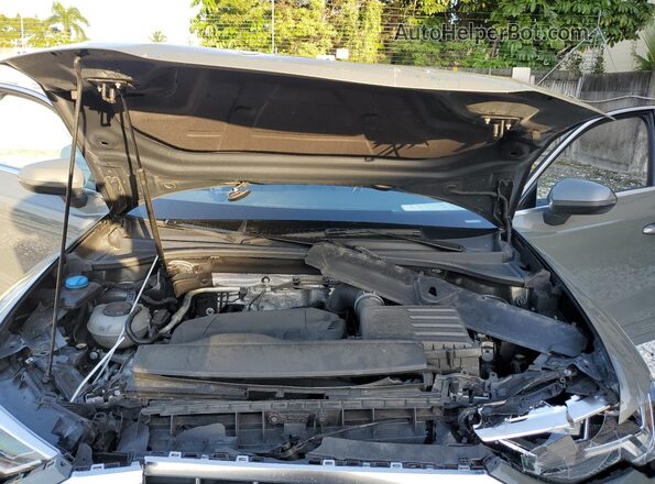 WA1EECF32R1035084 2024 AUDI Q3 Gray უკანა სალონის ხედი