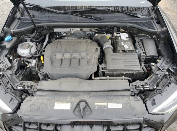 WA1EECF32R1102539 2024 AUDI Q3 Black Vista del compartimento del motor