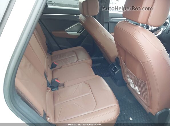 WA1EECF34K1065547 2019 AUDI Q3 Белый Вид наклейки с VIN-кодом