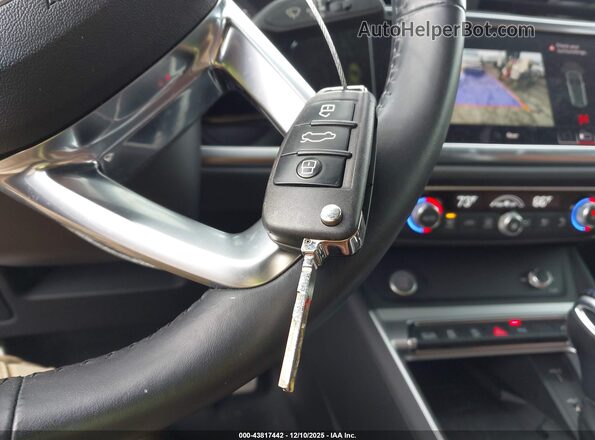 WA1EECF34K1065547 2019 AUDI Q3 Белый Вид панели приборов