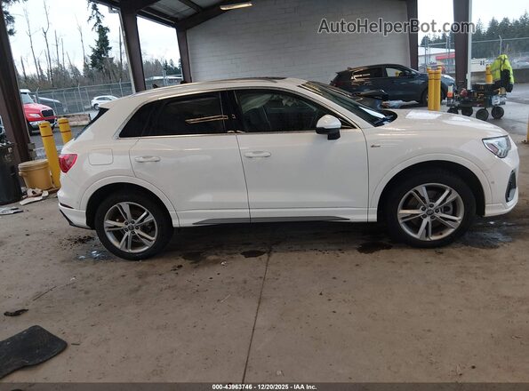 WA1EECF35M1002265 2021 AUDI Q3 White უკანა სალონის ხედი