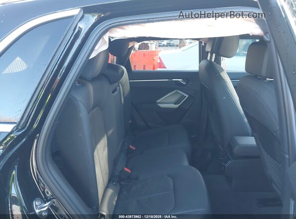 WA1EECF35M1045696 2021 AUDI Q3 Black 