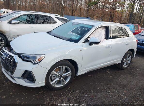 WA1EECF35R1152710 2024 AUDI Q3 Белый 