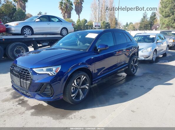 WA1EECF36R1155177 2024 AUDI Q3 Dark Blue Vista tres cuartos delantera izquierda