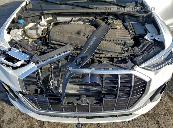 WA1EECF37N1043465 2022 AUDI Q3 White ძრავის განყოფილების ხედი