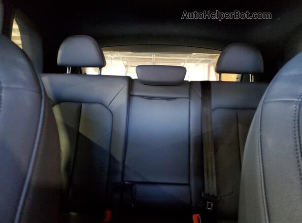 WA1EECF38N1007512 2022 AUDI Q3 Синий Вид задних сидений
