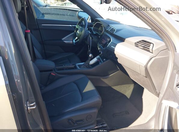 WA1EECF38N1081514 2022 AUDI Q3 Gray 
