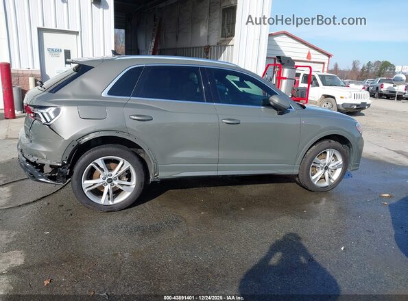 WA1EECF38N1081514 2022 AUDI Q3 Gray 