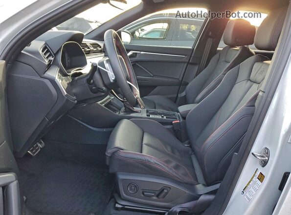 WA1EECF38S1050467 2025 AUDI Q3 White Սալոնի դիմացի տեսք