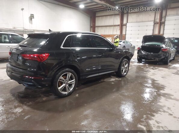 WA1EECF39K1069660 2019 AUDI Q3 Black Rear right