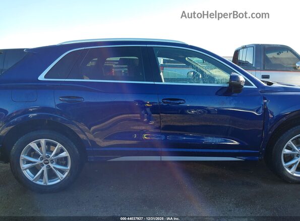 WA1EECF39N1092831 2022 AUDI Q3 Blue Vista interior trasera