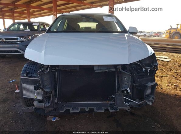 WA1EVAF10MD013028 2021 AUDI Q8 Белый Вид спереди