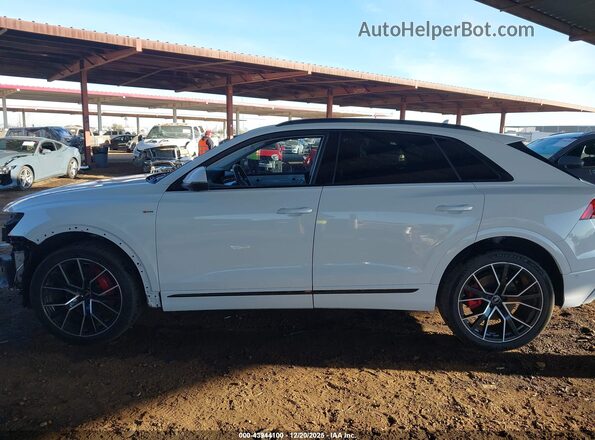 WA1EVAF10MD013028 2021 AUDI Q8 Белый Панорамный вид салона 360°