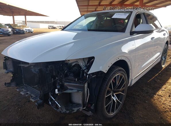 WA1EVAF10MD013028 2021 AUDI Q8 Белый Передняя левая четверть