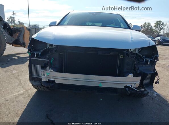WA1EVAF10MD026703 2021 AUDI Q8 White Vista frontal