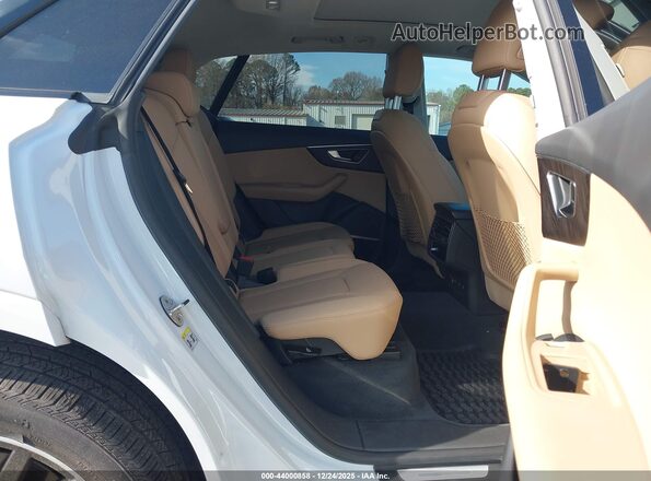 WA1EVAF10MD026703 2021 AUDI Q8 White Vista de la etiqueta del VIN