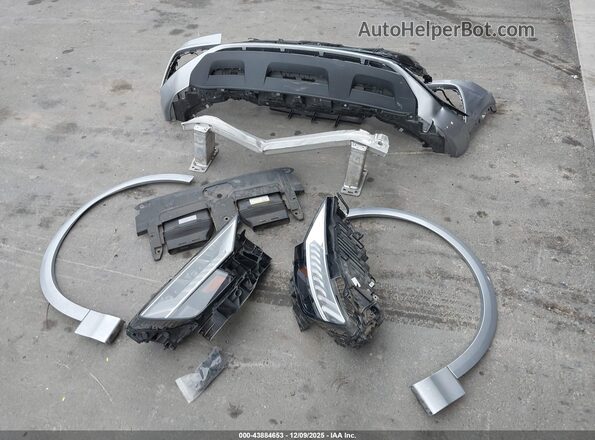 WA1EVAF12MD007909 2021 AUDI Q8 Silver ხელსაწყოთა პანელის ხედი