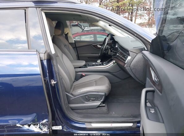 WA1EVAF15LD008745 2020 AUDI Q8 Dark Blue Vista interior delantera