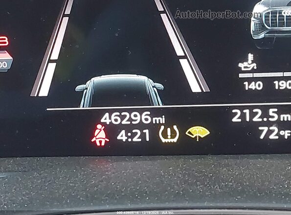 WA1EVBF10PD003562 2023 AUDI Q8 White 