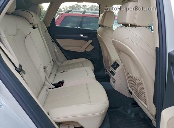 WA1F2BFY7M2013720 2021 AUDI Q5 White 