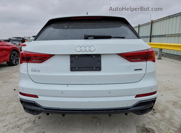WA1FECF3XK1083071 2019 AUDI Q3 White Вид ззаду