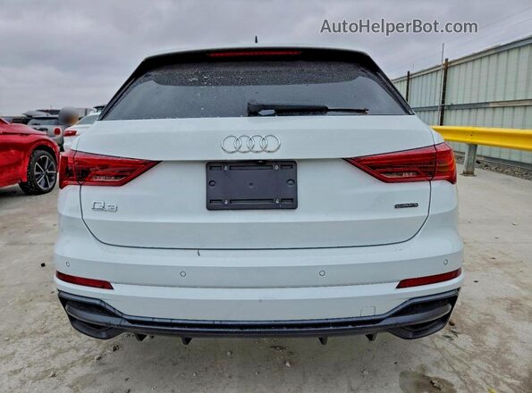 WA1FECF3XK1083071 2019 AUDI Q3 White Вид салону спереду