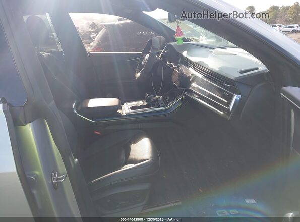 WA1FVAF19KD033148 2019 AUDI Q8 Gray Vista interior delantera