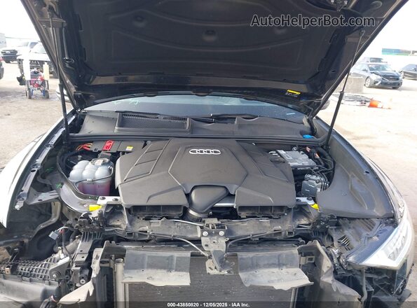 WA1FVBF19ND021432 2022 AUDI Q8 Черный Вид сзади