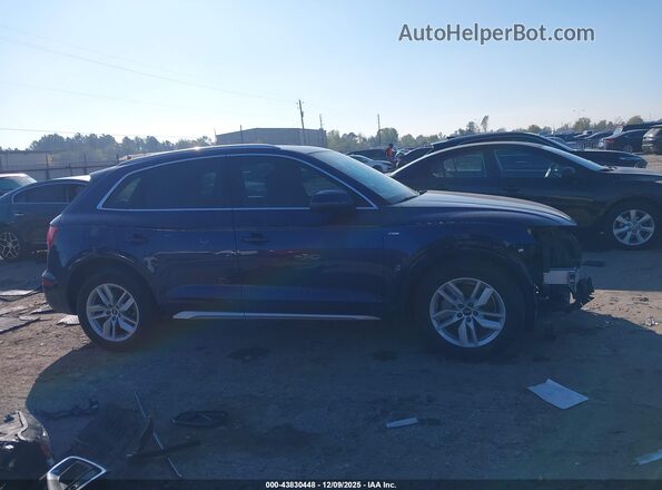 WA1GAAFY0N2073373 2022 AUDI Q5 Dark Blue Вид задньої частини салону