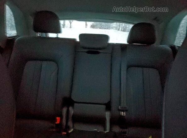 WA1GAAFY0N2110115 2022 AUDI Q5 Gray Вид задніх сидінь