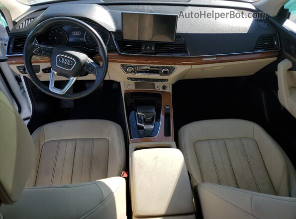 WA1GAAFY4N2002127 2022 AUDI Q5 White Vista del salpicadero