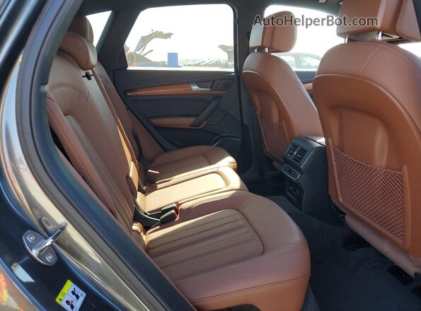 WA1GAAFY7N2005023 2022 AUDI Q5 Gray Вид задньої частини салону