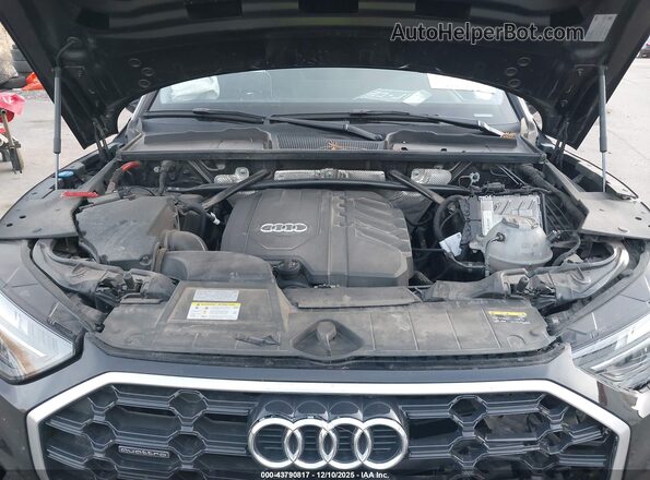 WA1GAAFY9N2018663 2022 AUDI Q5 Black უკანა ხედი