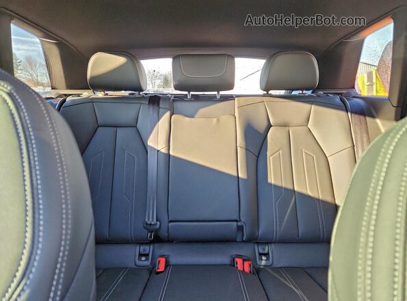 WA1GUAFZ9SP010335 2025 AUDI Q4 Gray 