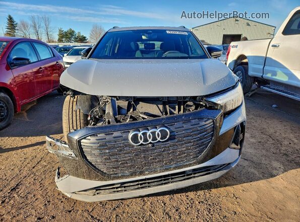 WA1GUAFZ9SP010335 2025 AUDI Q4 Gray 